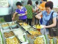 “待用快餐”一盒饭传递爱